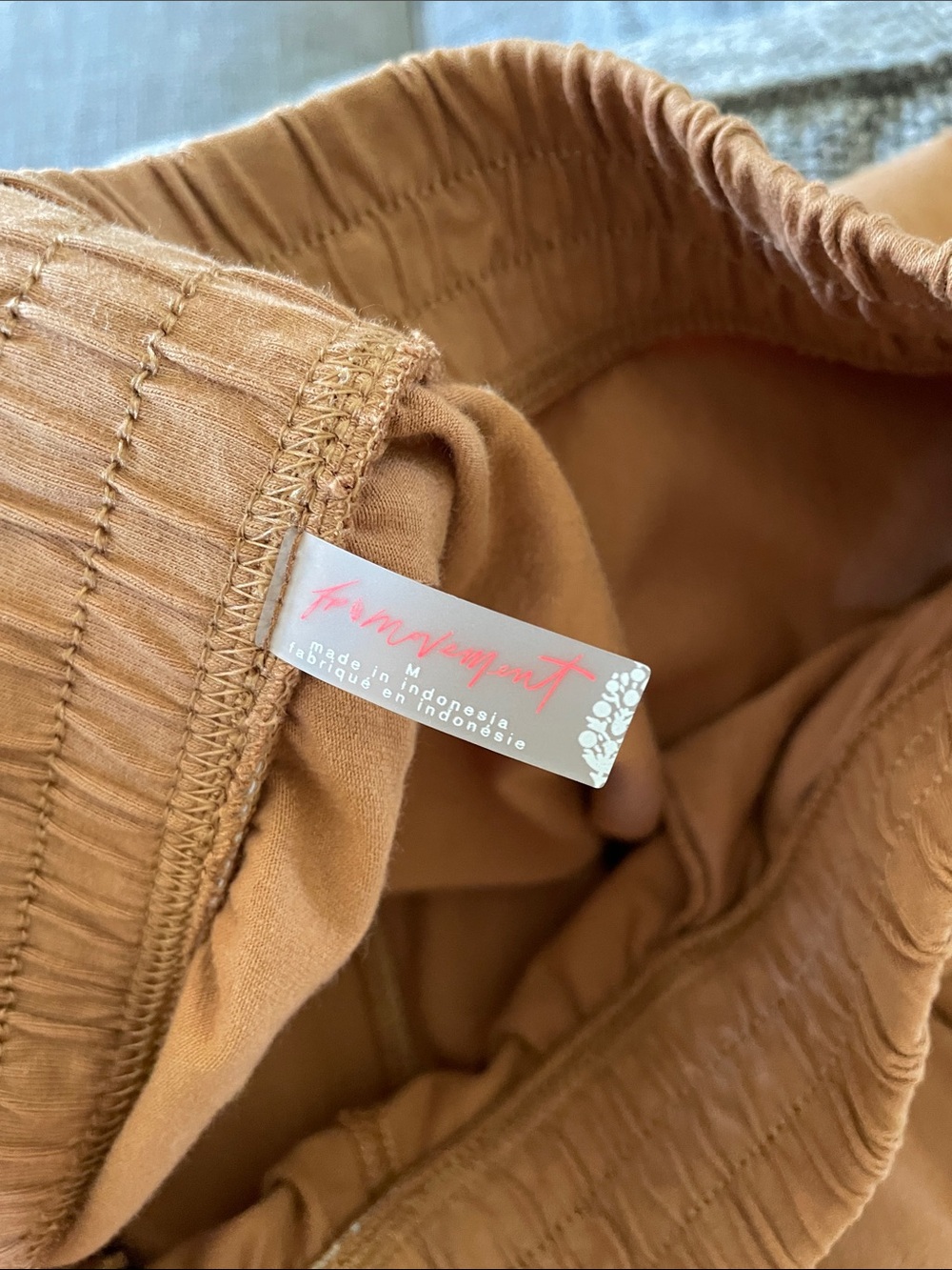 NWT FREE PEOPLE Hot Shot Jogger! - Picture 9 of 9